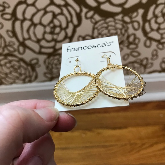Francesca’s Gold Circle Wire Dangle Earrings - Picture 3 of 5